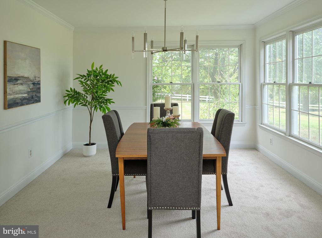 15 RIVERSTONE CIRCLE