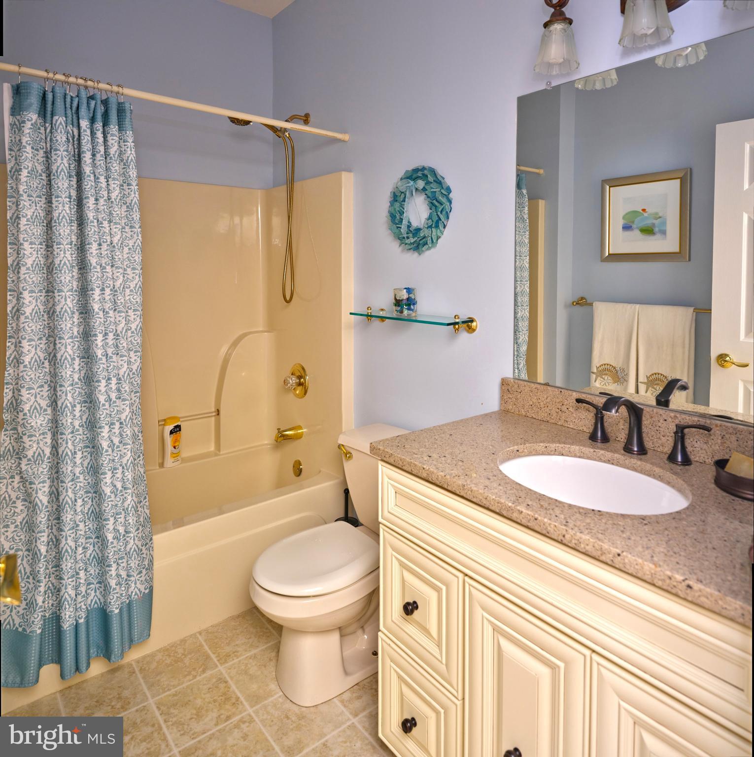 1311 CREEKSIDE LANE