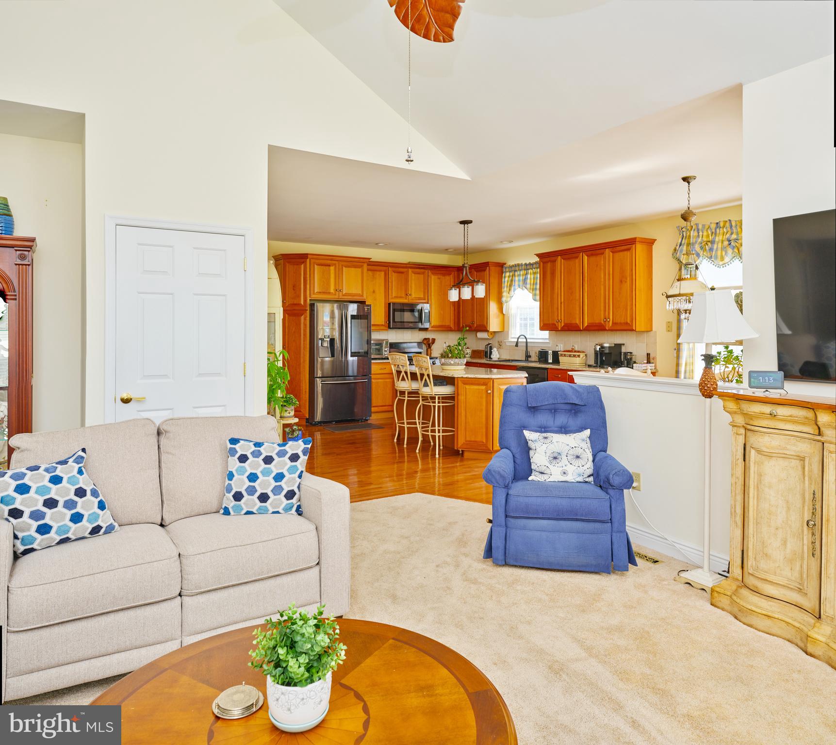 1311 CREEKSIDE LANE