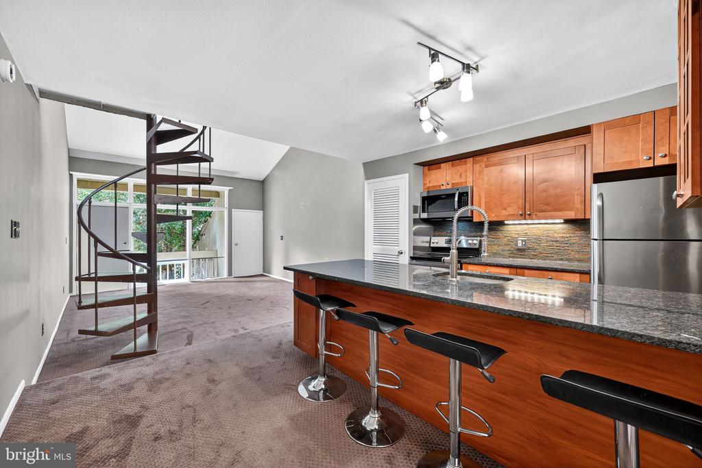 13 OSCAR HAMMERSTEIN WAY B