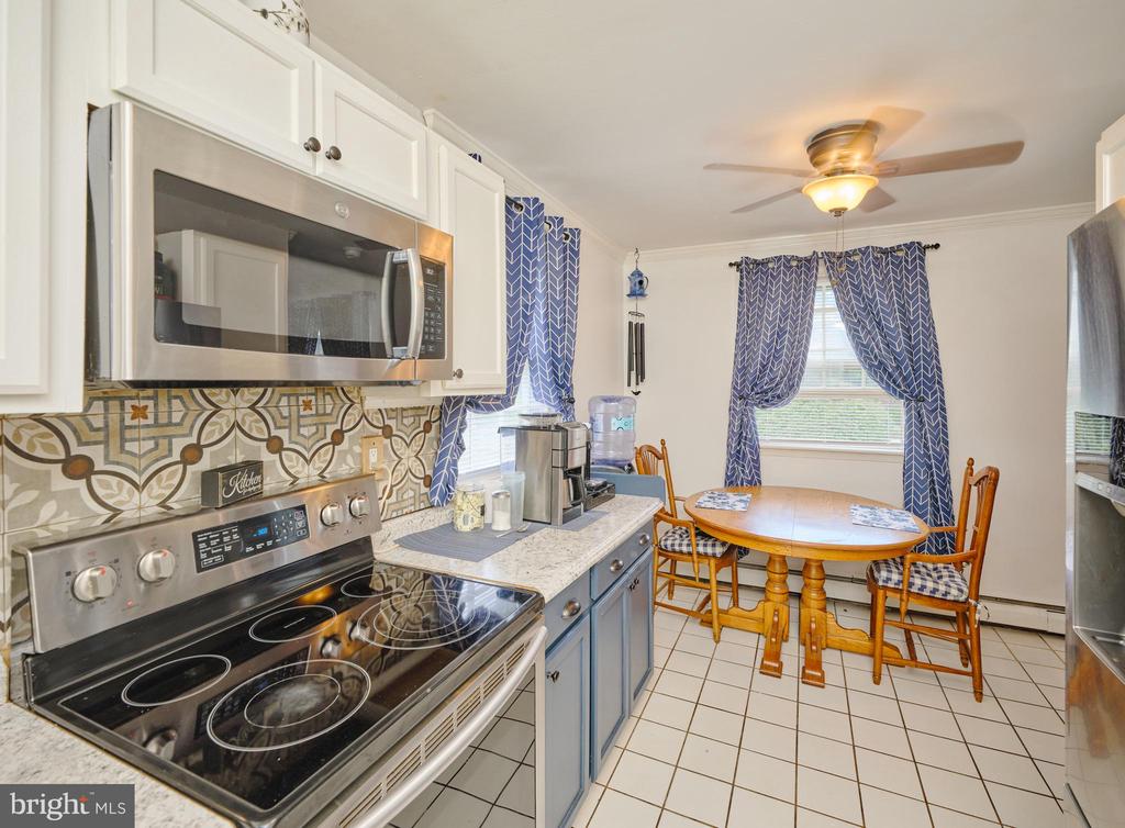 403 S MAIN STREET S201