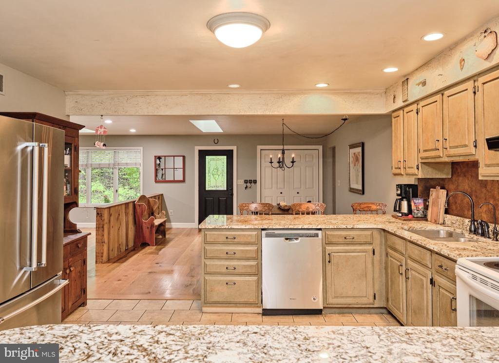 2795 HILL ROAD