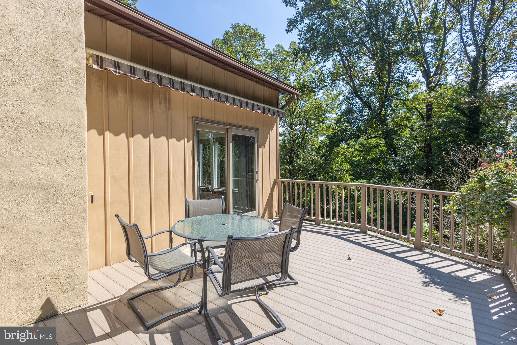 2880 SNAKE HILL ROAD