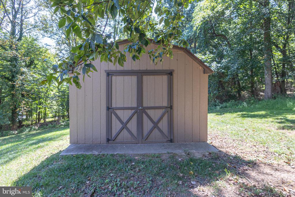 2880 SNAKE HILL ROAD