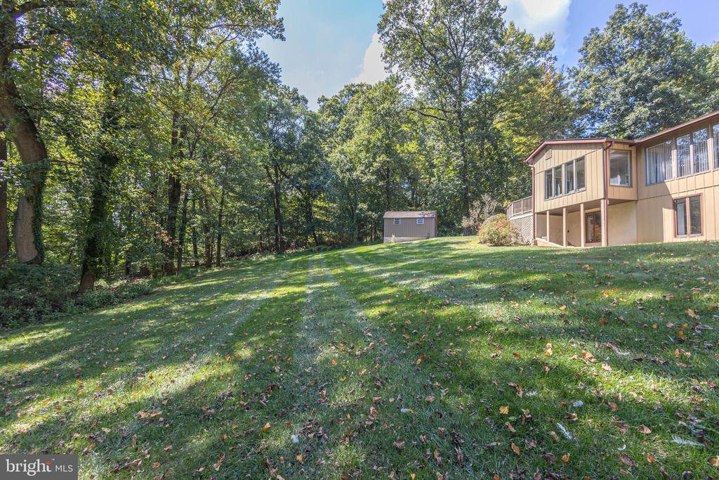 2880 SNAKE HILL ROAD