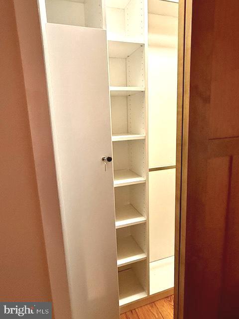 14 LEDGE LANE