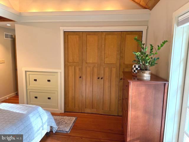 14 LEDGE LANE
