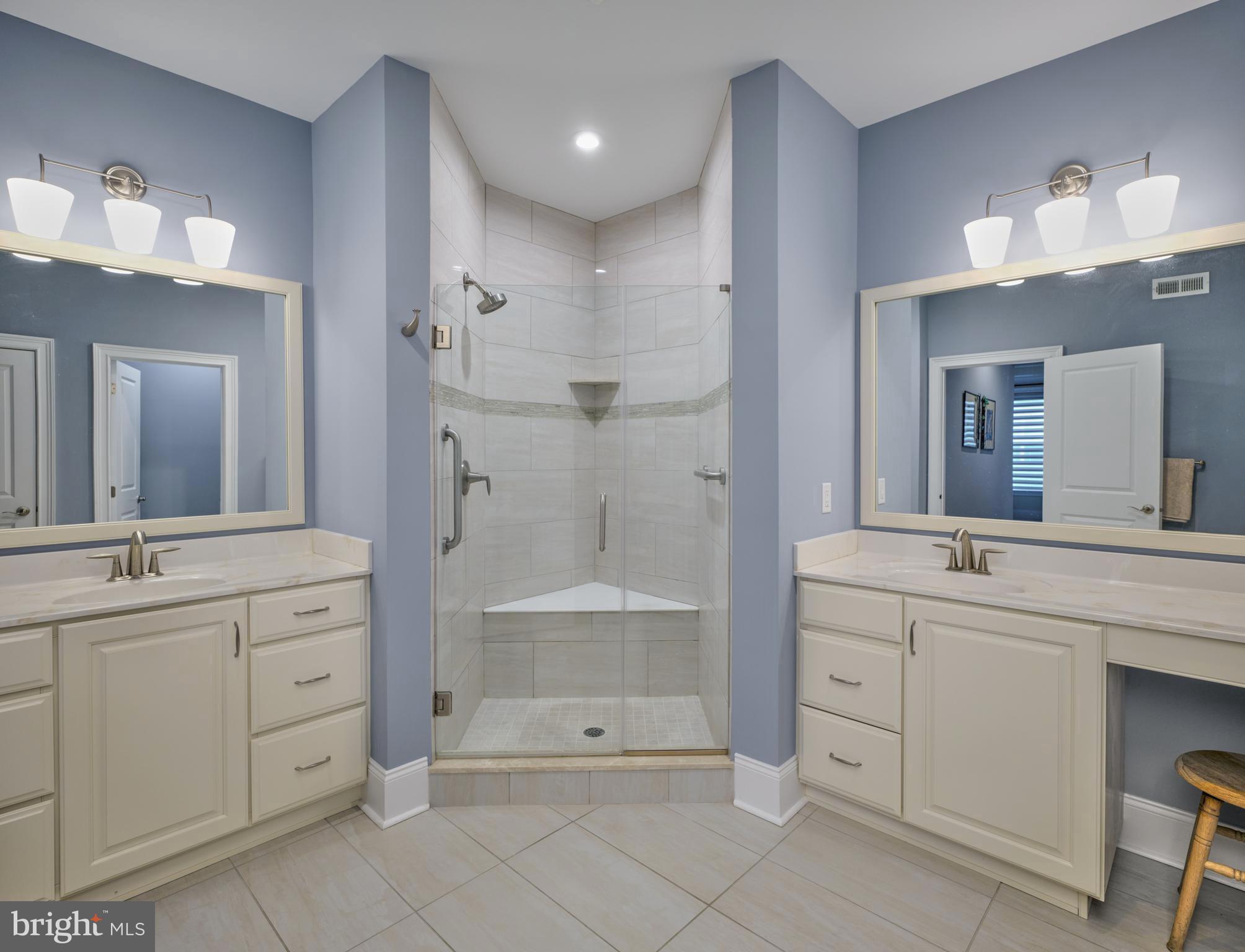 3267 BUSHWOOD DRIVE