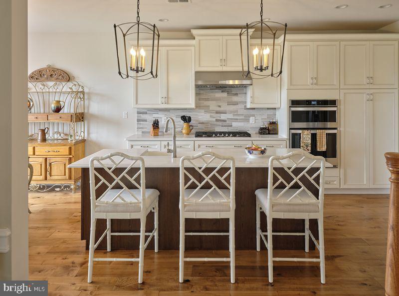 3267 BUSHWOOD DRIVE