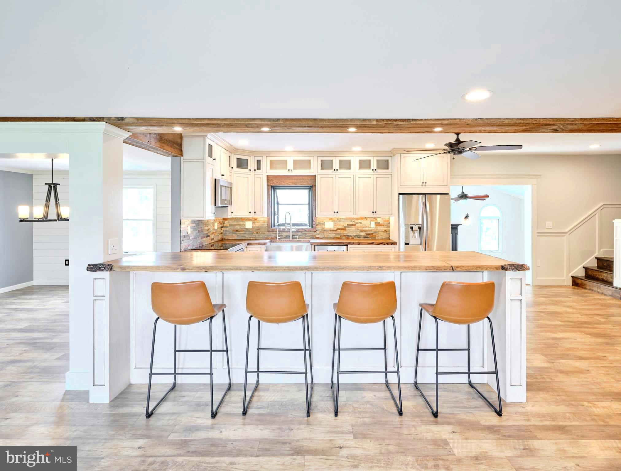 234 CREST DRIVE