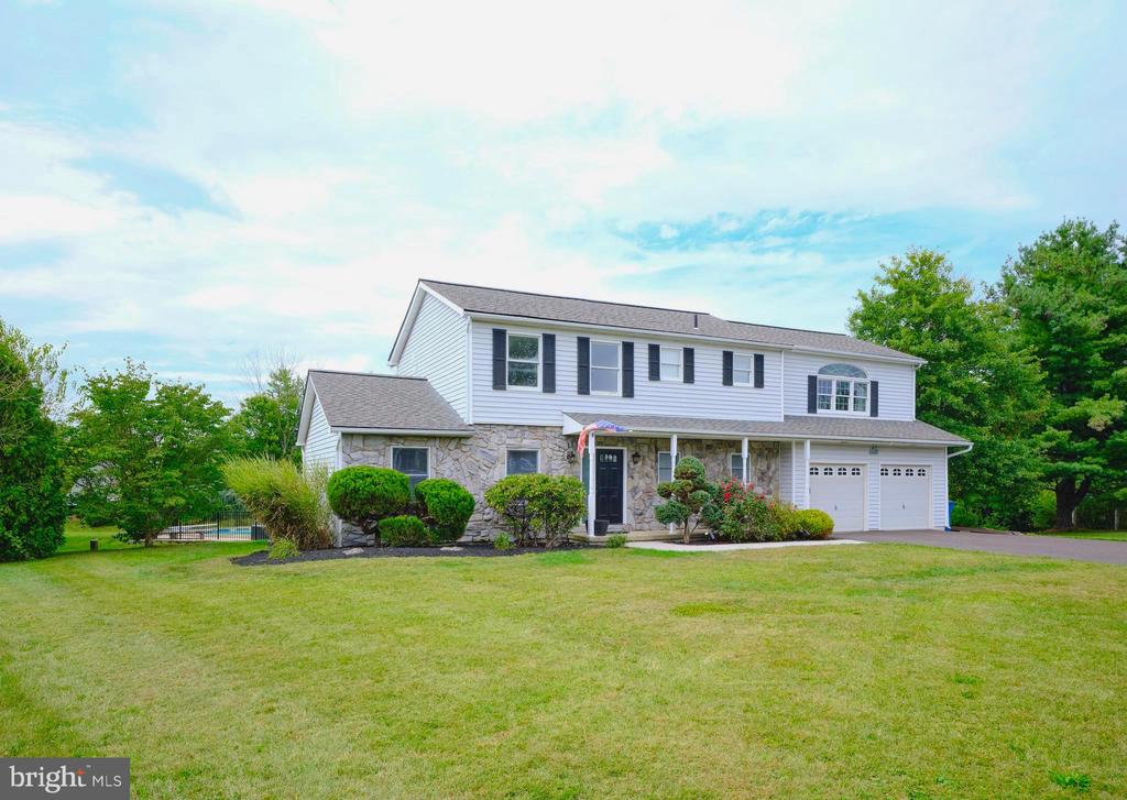 234 CREST DRIVE