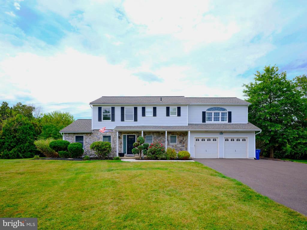 234 CREST DRIVE