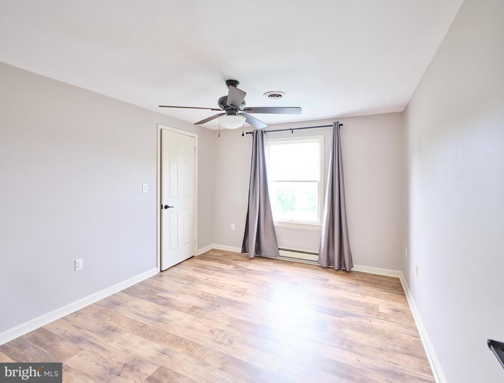 234 CREST DRIVE