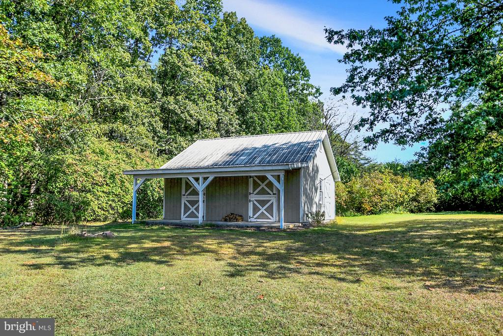 1460 BLUE SCHOOL ROAD