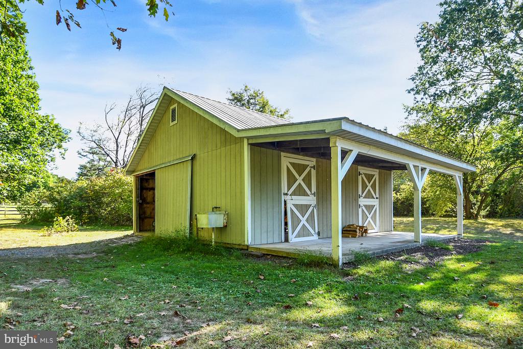 1460 BLUE SCHOOL ROAD
