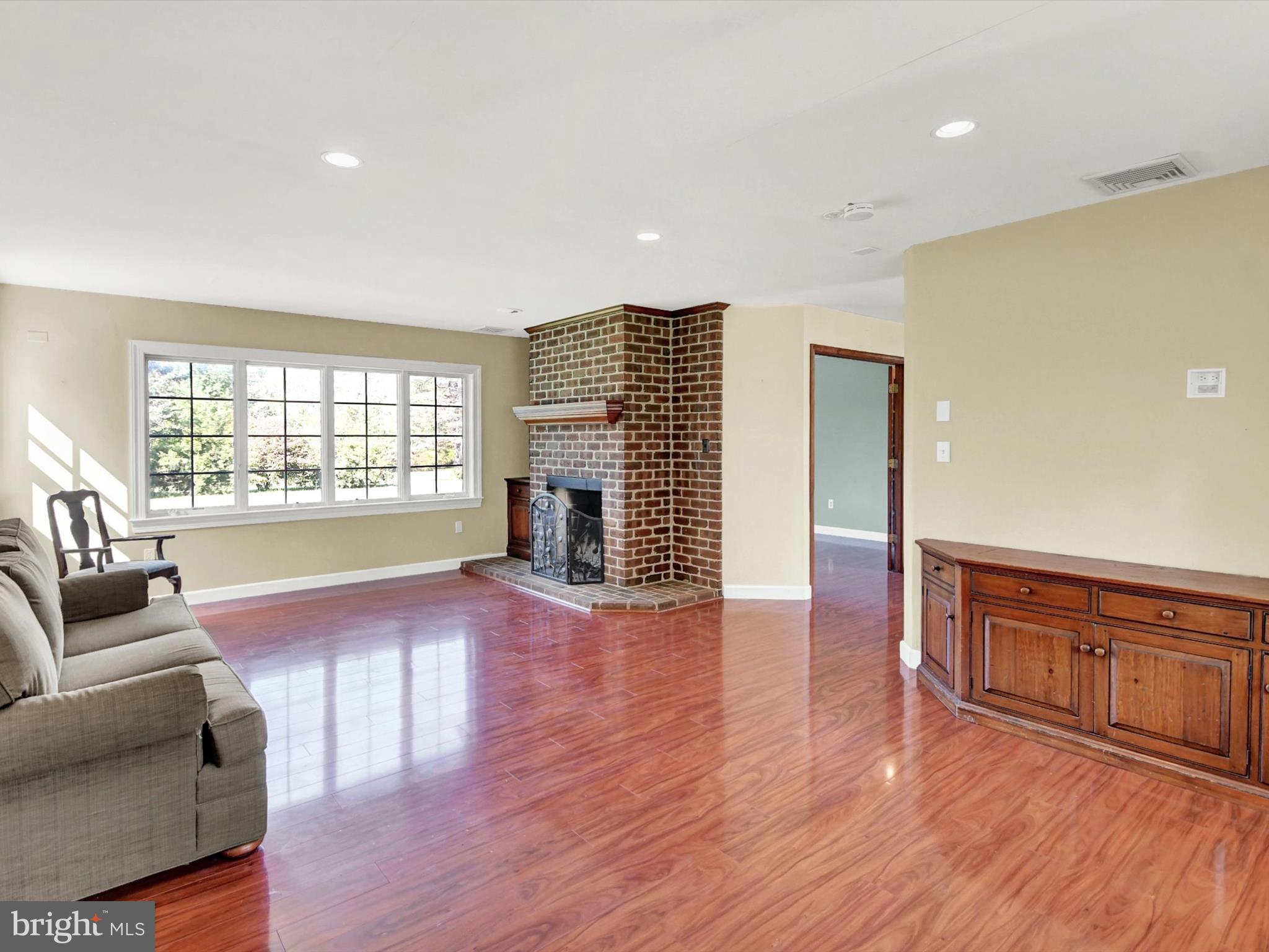 1460 BLUE SCHOOL ROAD