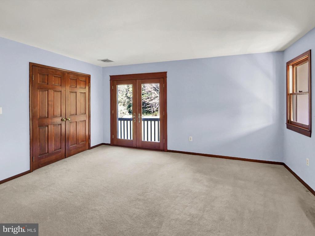 1460 BLUE SCHOOL ROAD