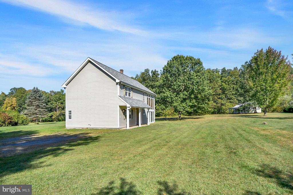 1460 BLUE SCHOOL ROAD