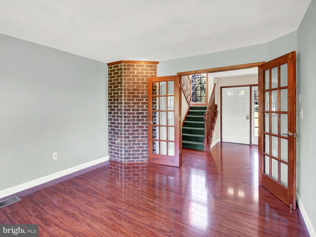1460 BLUE SCHOOL ROAD