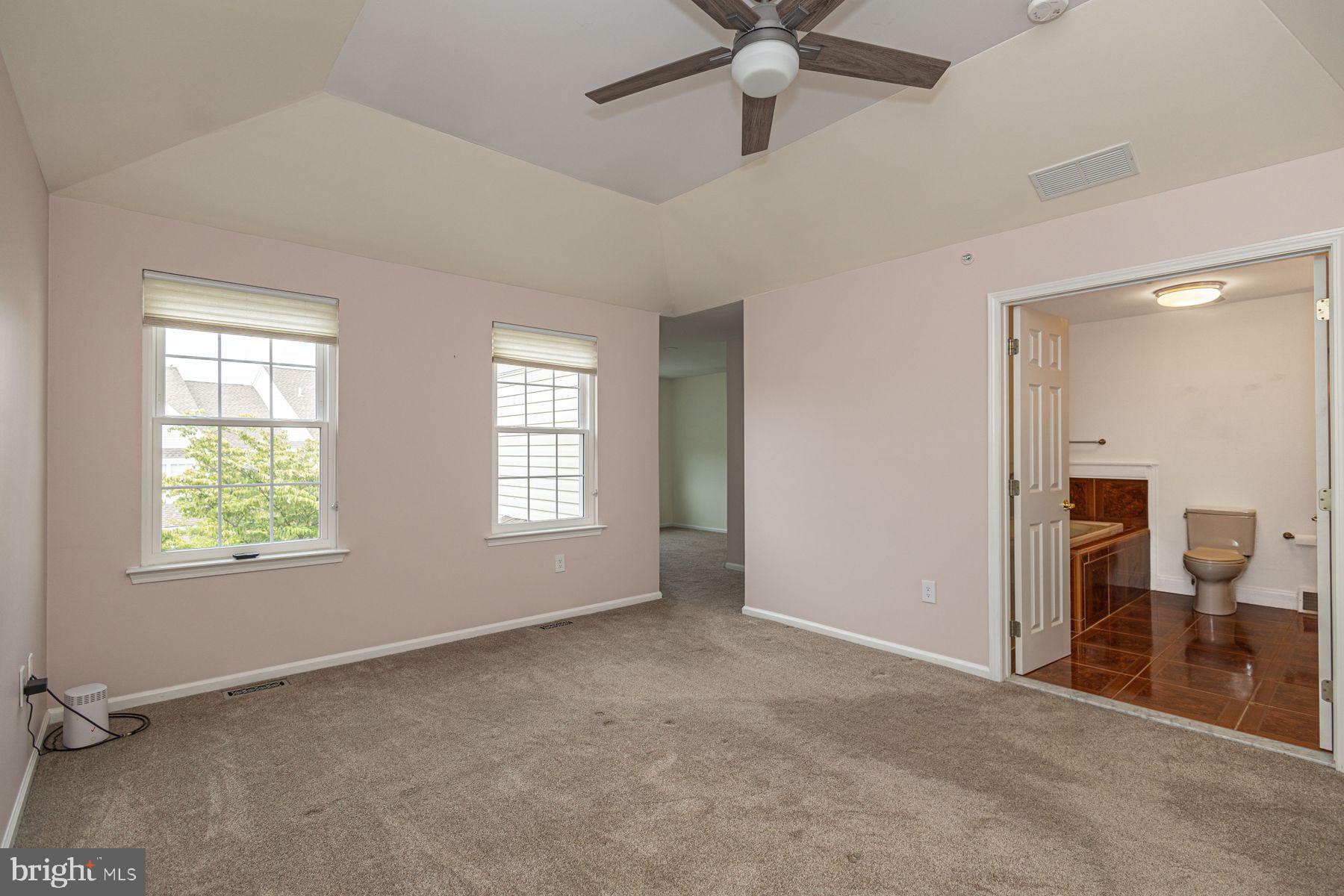 102 WAVERLY LANE 4