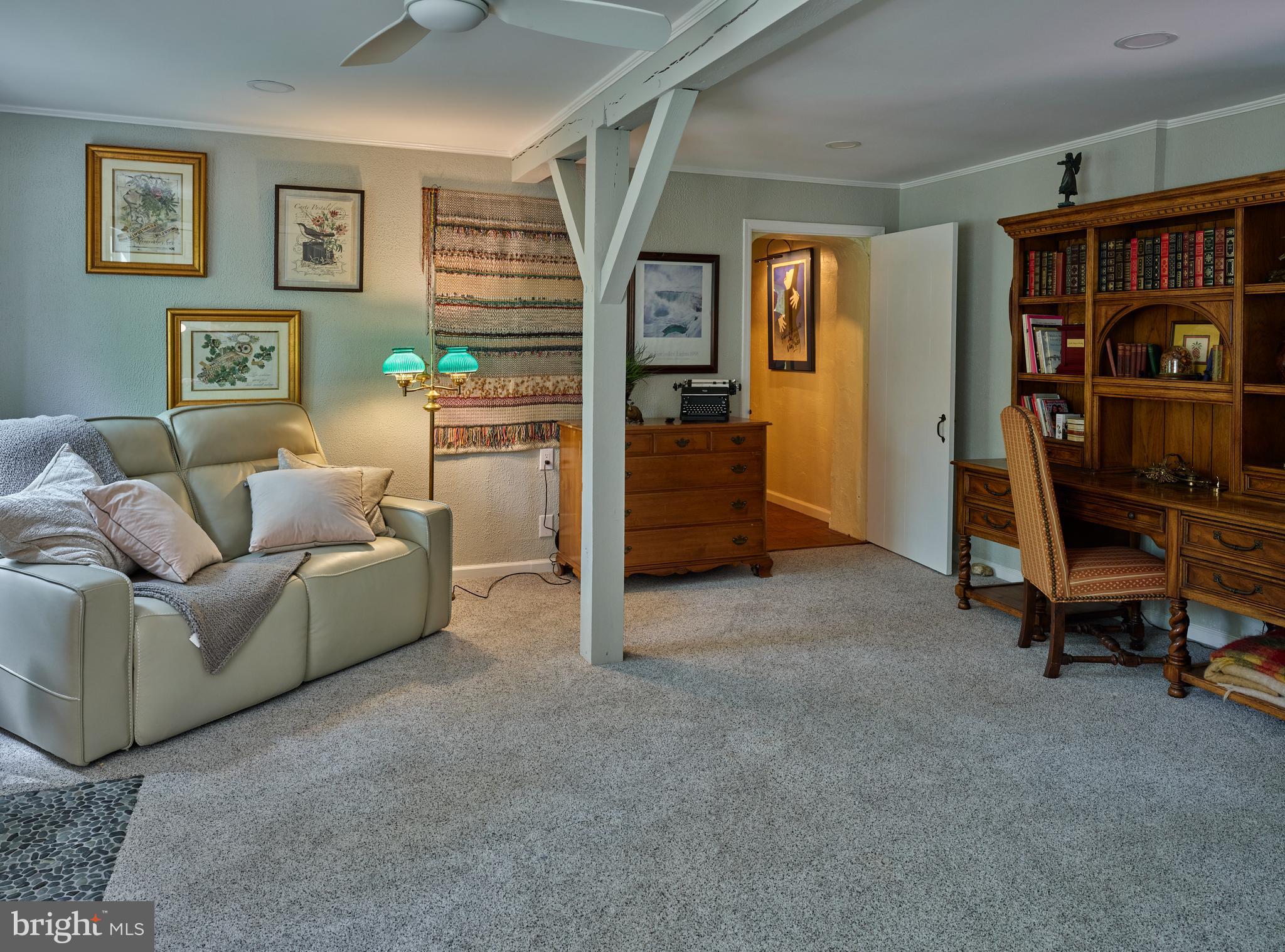 2125 OLD WOODS ROAD