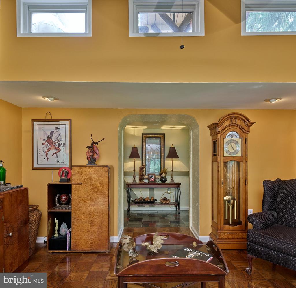 2125 OLD WOODS ROAD