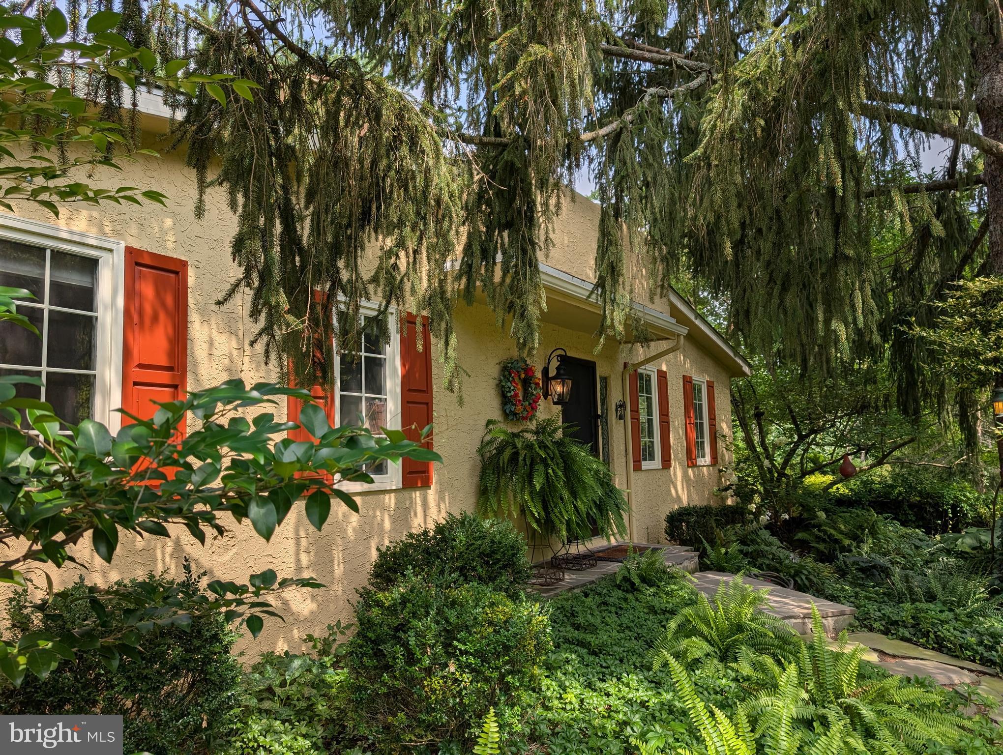 2125 OLD WOODS ROAD