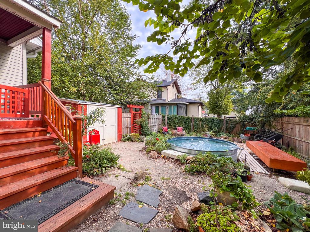 227 W FRANKLIN STREET