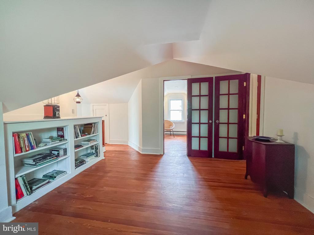 227 W FRANKLIN STREET