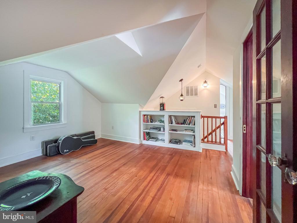 227 W FRANKLIN STREET