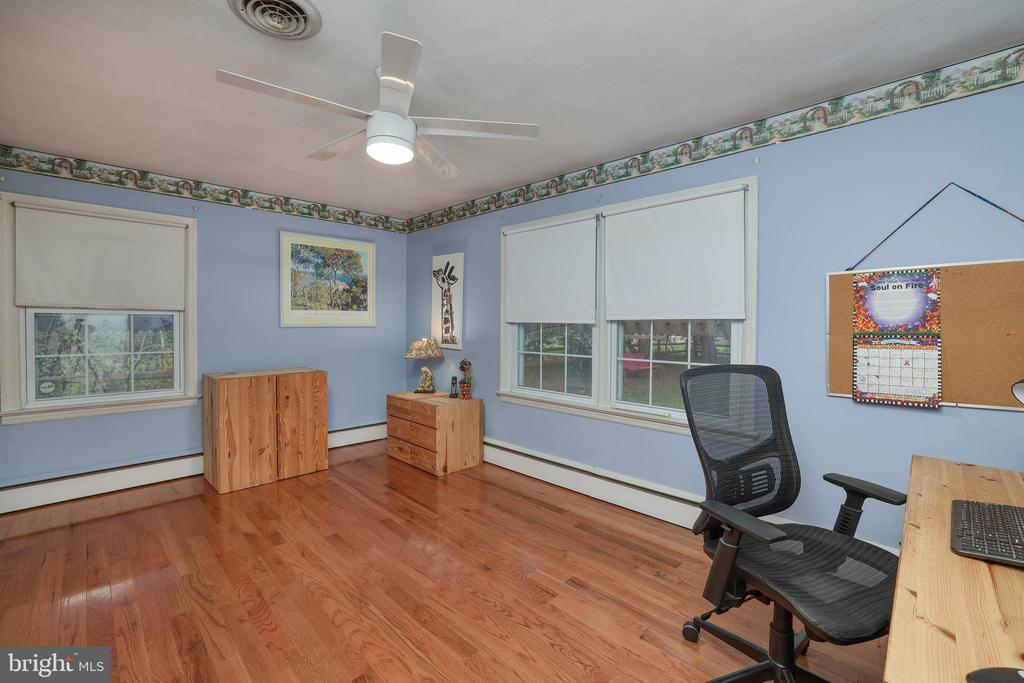 5 FAYETTE DRIVE