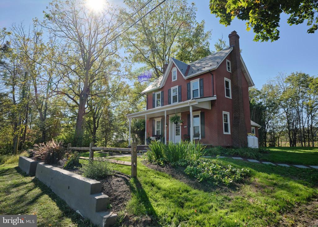 865 SHERERS HILL ROAD