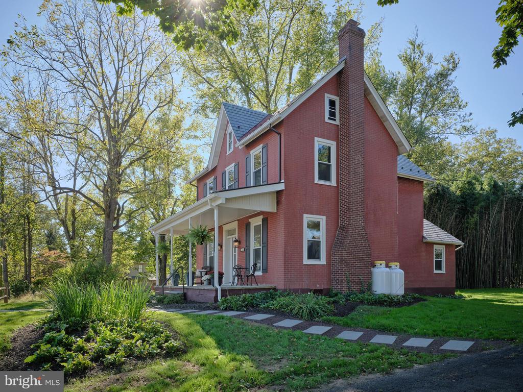 865 SHERERS HILL ROAD
