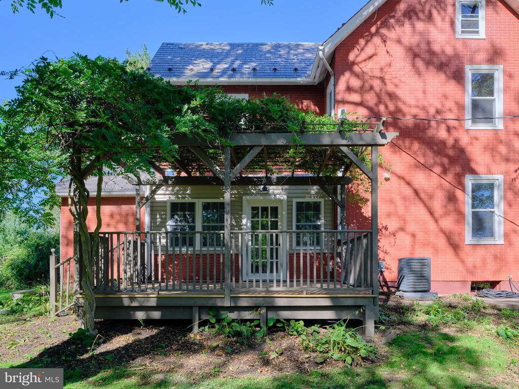 865 SHERERS HILL ROAD