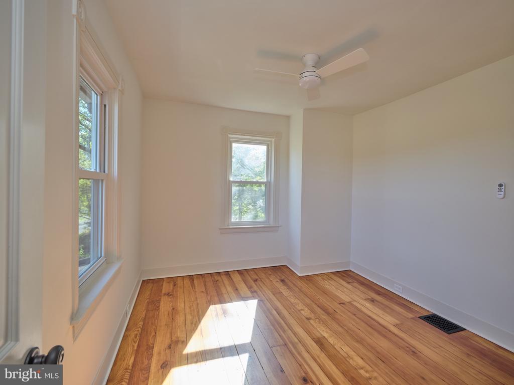 865 SHERERS HILL ROAD