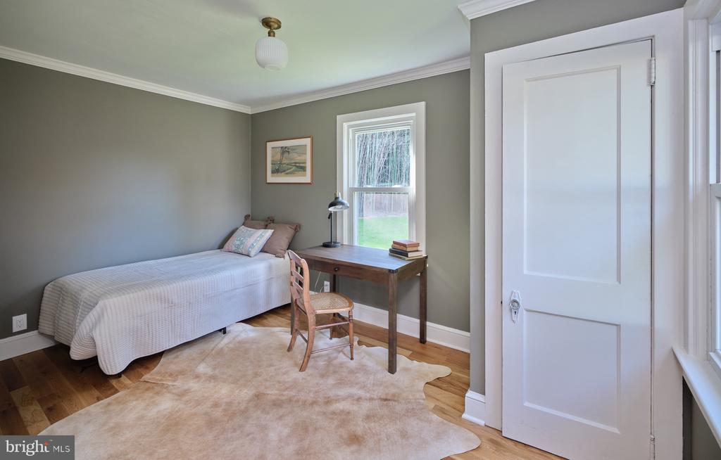 865 SHERERS HILL ROAD