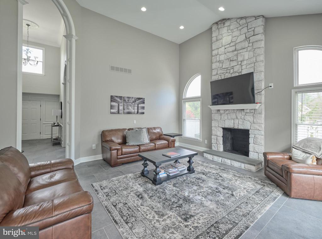 5281 HARRINGTON COURT