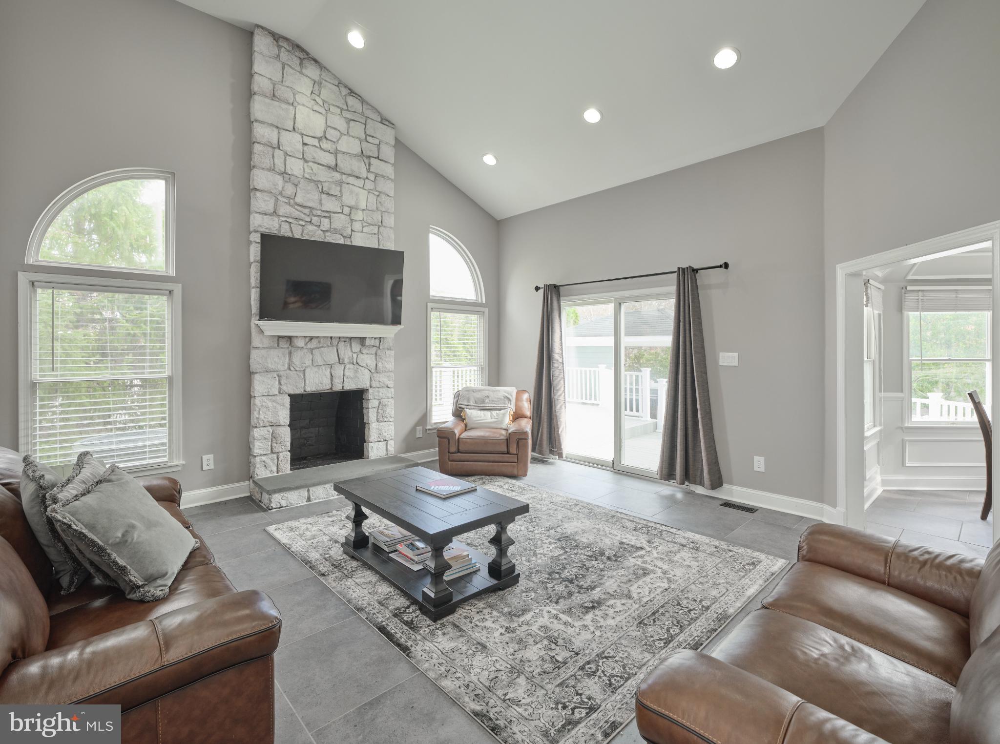 5281 HARRINGTON COURT