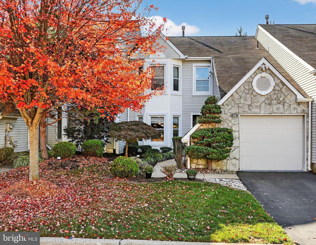 54 KANON COURT