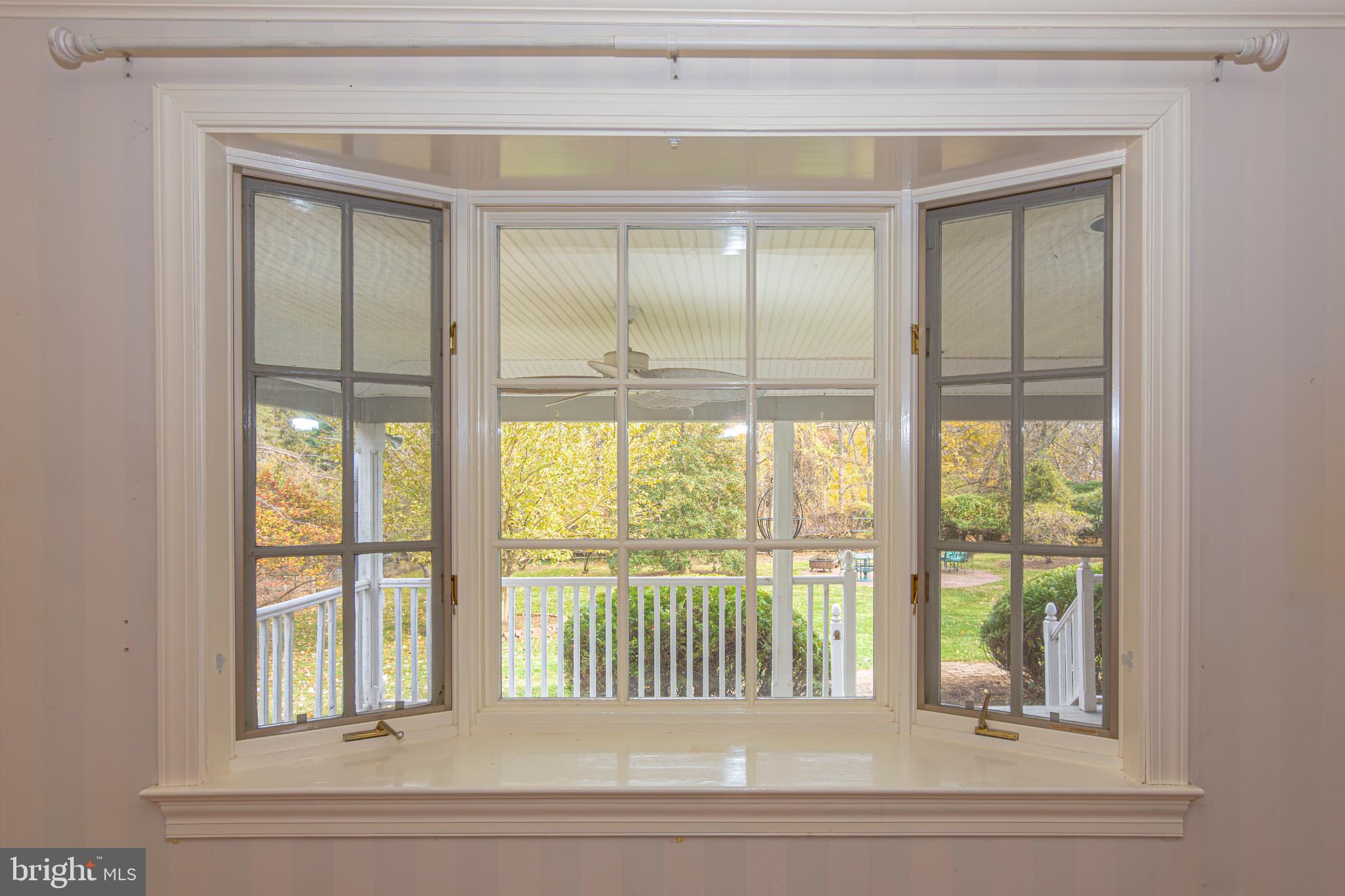 21 WOODS END DRIVE