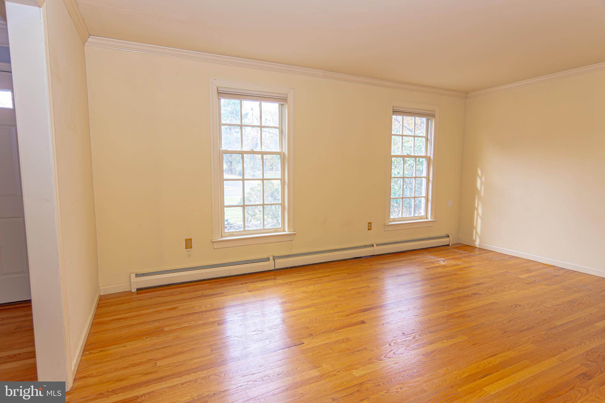 21 WOODS END DRIVE