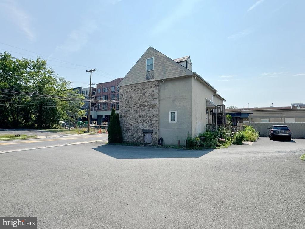 340 N BROAD STREET THIRD FLOOR
