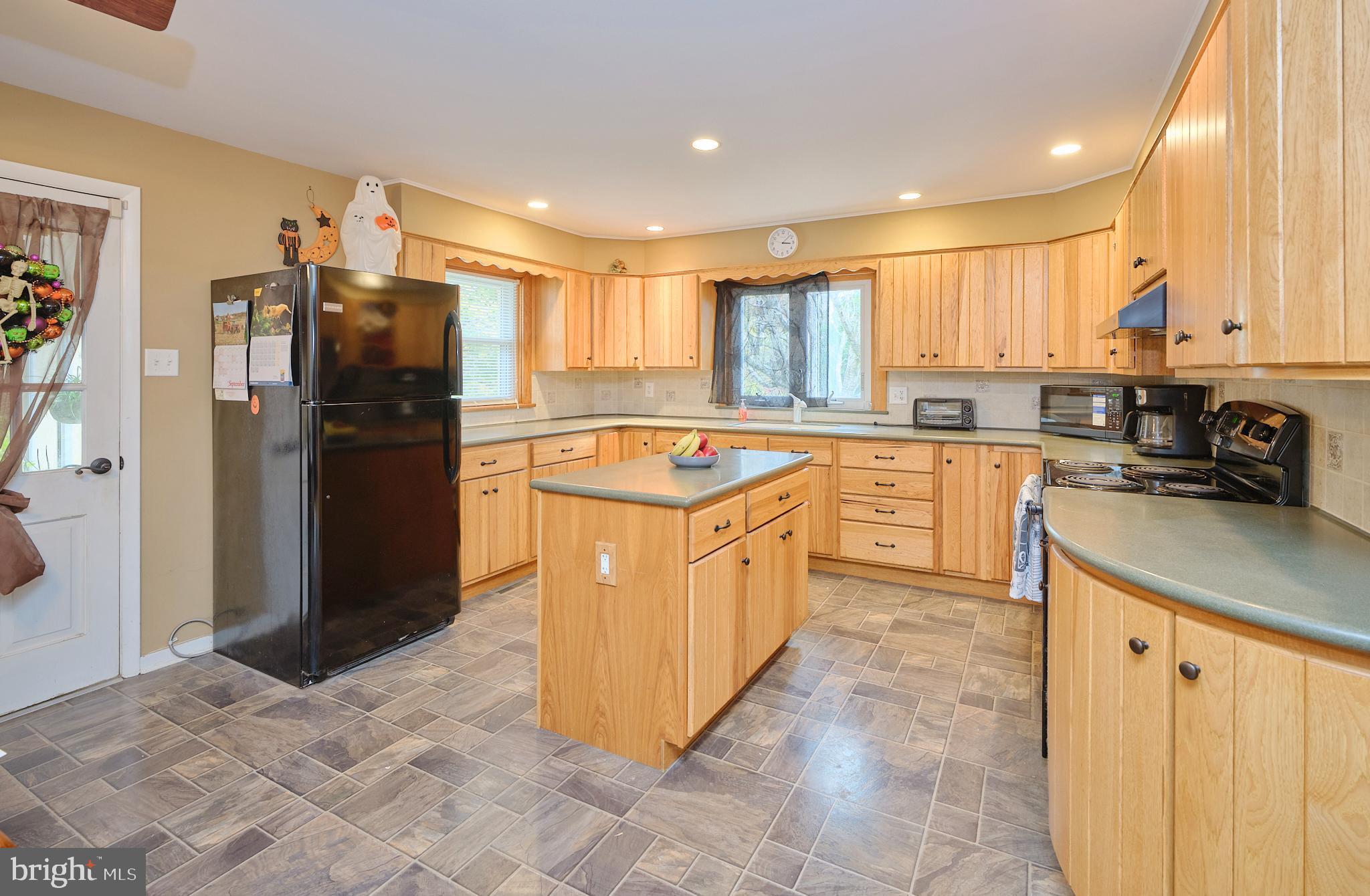 1419 RICHLANDTOWN PIKE
