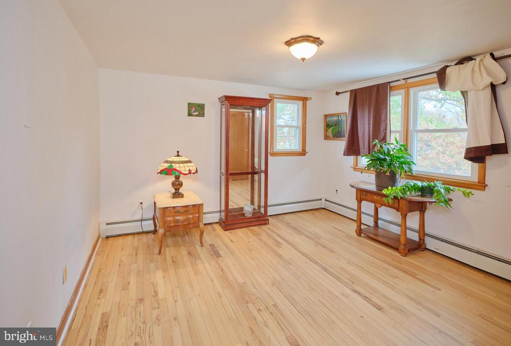 1419 RICHLANDTOWN PIKE