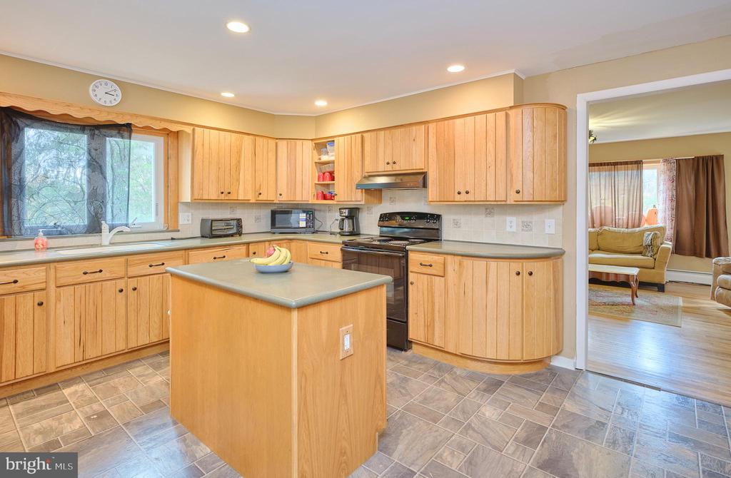 1419 RICHLANDTOWN PIKE