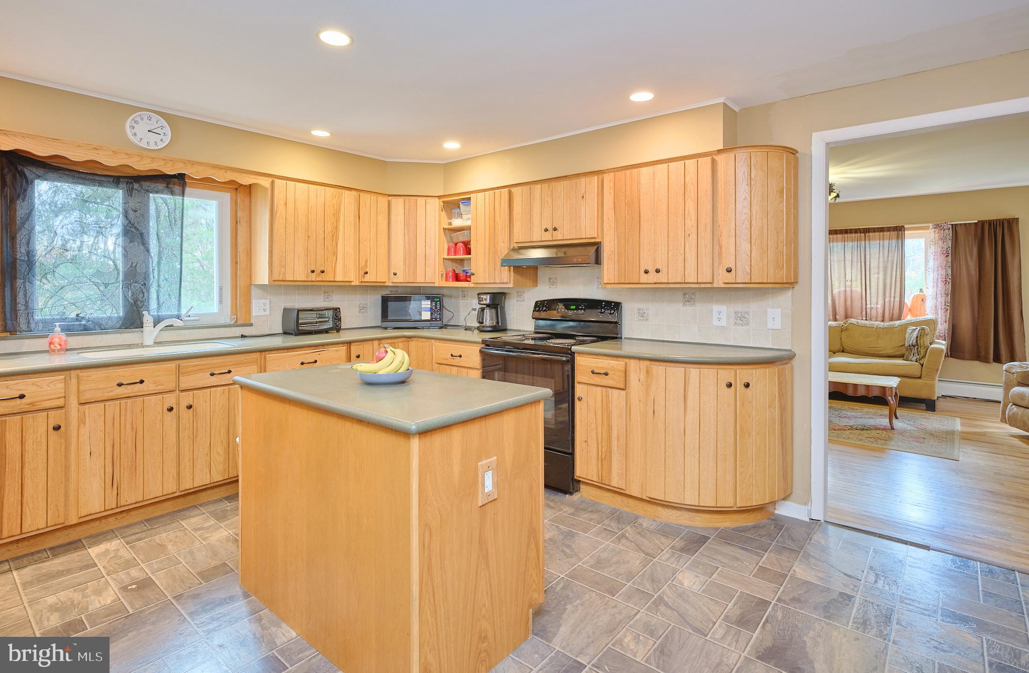 1419 RICHLANDTOWN PIKE