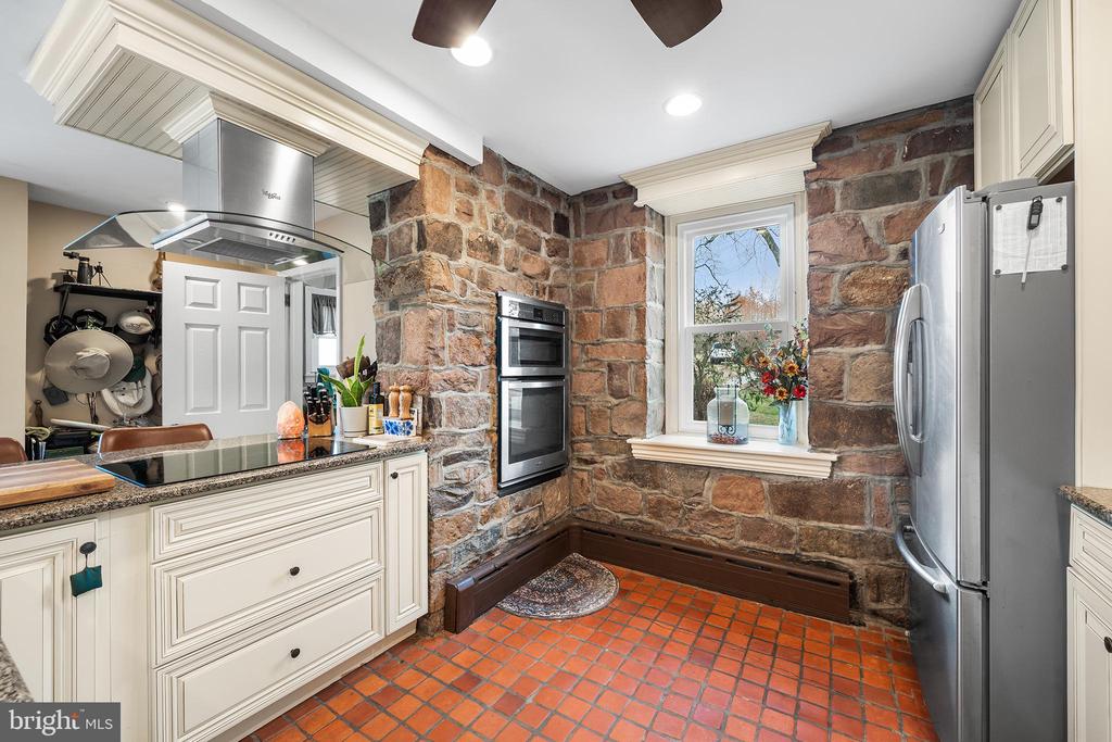 206 TWINBROOK ROAD