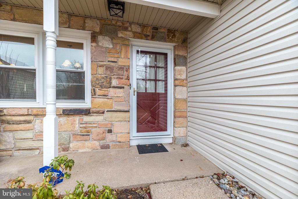 3378 HOLICONG ROAD