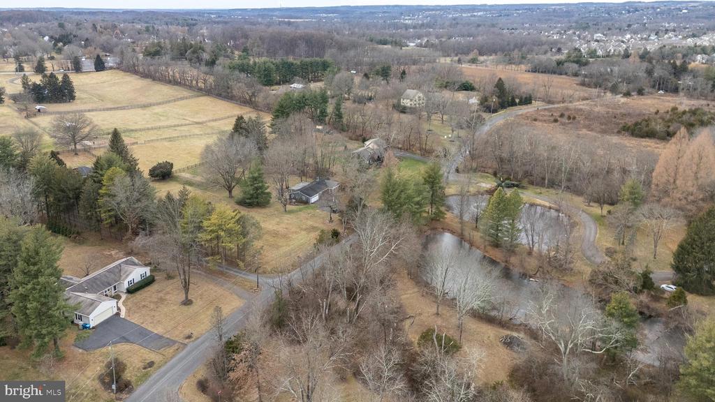 3378 HOLICONG ROAD