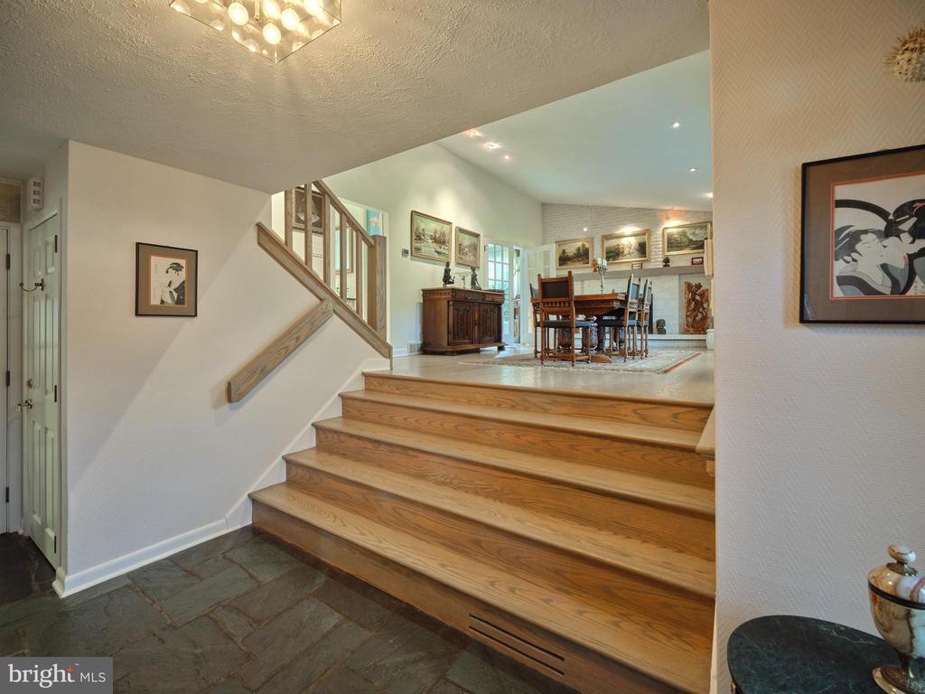 14 JONATHAN WAY